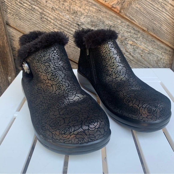 Alegria Shoes - ALEGRIA Meri 553 Black Roses Faux Fur Lined Boots Size EU 36/US 6/6.5